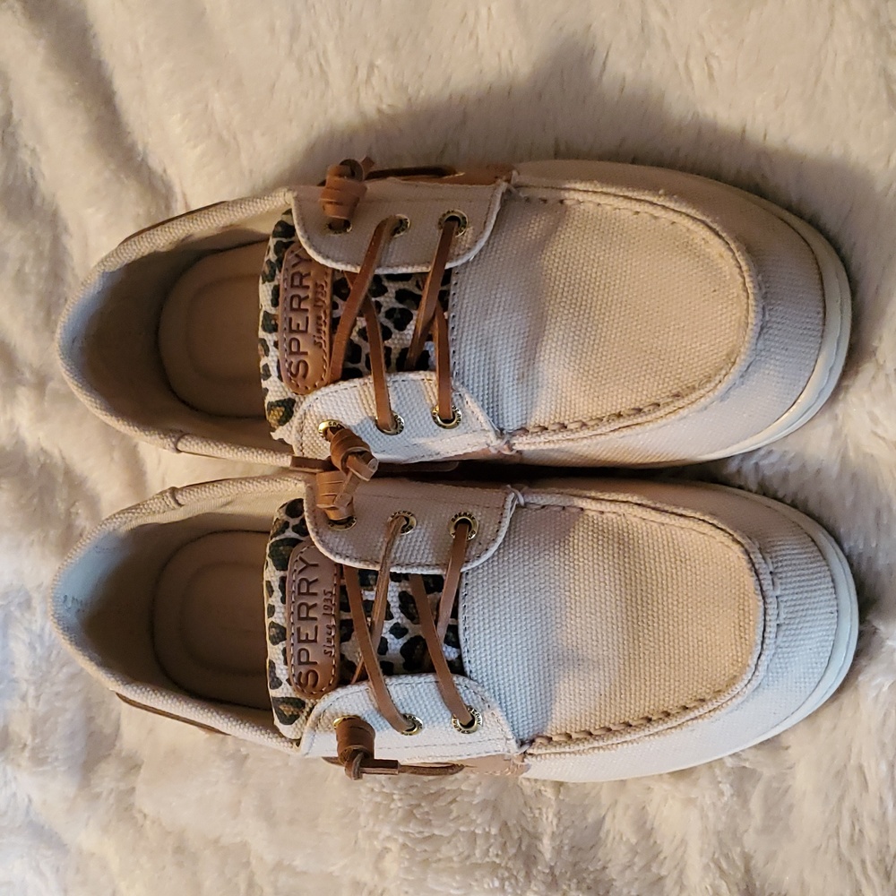 Sperry leopard print flats